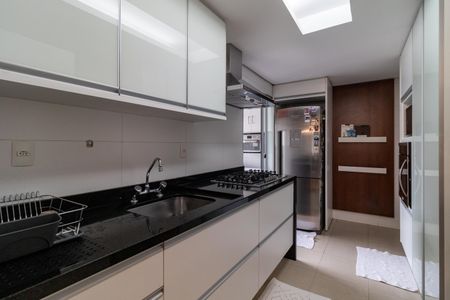 Apartamento à venda com 134m², 3 quartos e 2 vagasCozinha