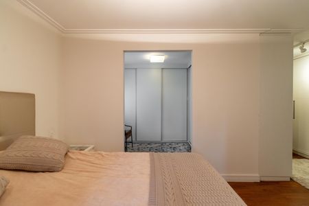 Apartamento à venda com 134m², 3 quartos e 2 vagasSuíte 1