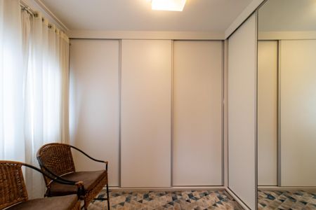 Apartamento à venda com 134m², 3 quartos e 2 vagasCloset da suíte 1