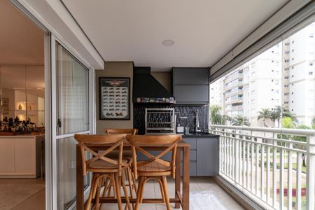 Varanda de apartamento à venda com 3 quartos, 134m² em Várzea da Barra Funda, São Paulo