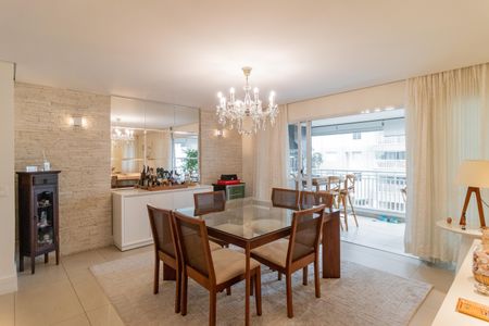 Apartamento à venda com 134m², 3 quartos e 2 vagasSala de Jantar