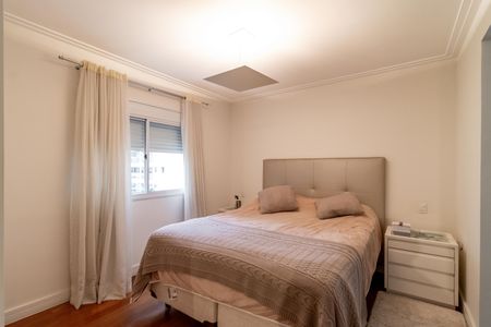 Apartamento à venda com 134m², 3 quartos e 2 vagasSuíte 1