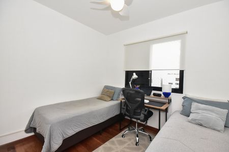 Apartamento à venda com 127m², 3 quartos e 2 vagasQuarto 1