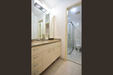 Apartamento à venda com 127m², 3 quartos e 2 vagasBanheiro