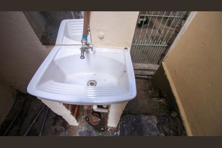 Casa para alugar com 50m², 1 quarto e 1 vagaÁrea de Serviço