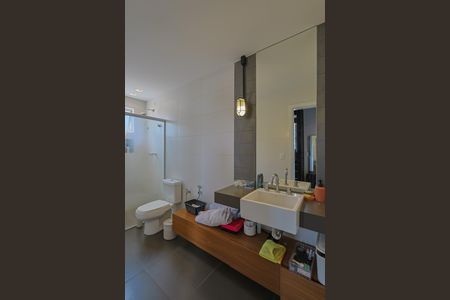 Apartamento à venda com 106m², 2 quartos e 2 vagasBanheiro da Suíte