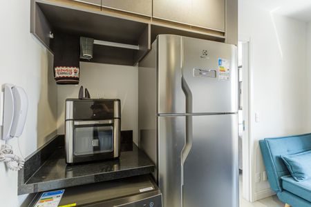 Cozinha de apartamento para alugar com 1 quarto, 25m² em Vila Nova Conceição, São Paulo