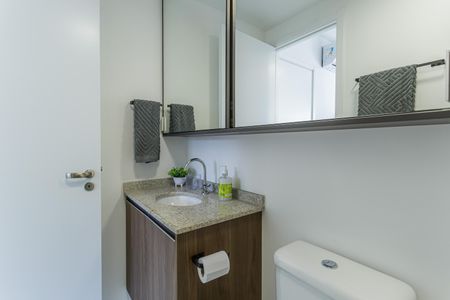 Apartamento à venda com 25m², 1 quarto e sem vaga Apartamento à venda com 25m², 1 quarto e sem vagaBanheiro da Suíte