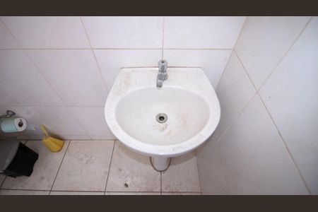 Banheiro de casa para alugar com 1 quarto, 50m² em Parque Colonial, São Paulo