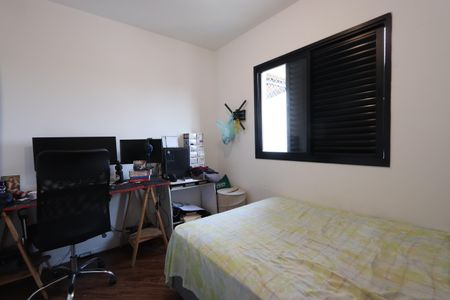 Apartamento à venda com 92m², 3 quartos e 2 vagasQuarto 2