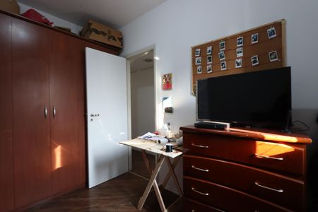 Apartamento à venda com 92m², 3 quartos e 2 vagasQuarto 3