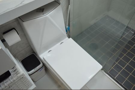 Apartamento para alugar com 66m², 2 quartos e sem vagaBanheiro