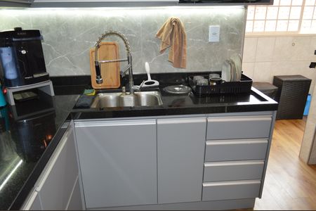 Apartamento para alugar com 66m², 2 quartos e sem vagaCozinha