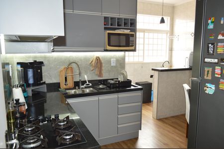 Apartamento para alugar com 66m², 2 quartos e sem vagaCozinha