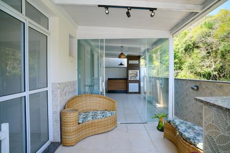 Apartamento à venda com 142m², 3 quartos e 1 vagaÁrea externa