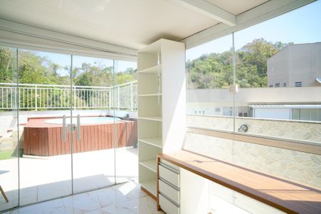 Apartamento à venda com 142m², 3 quartos e 1 vagaEscritório
