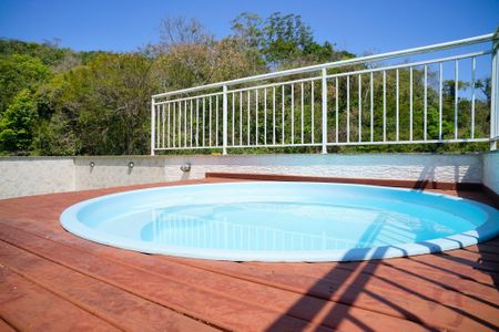 Apartamento à venda com 142m², 3 quartos e 1 vagaPiscina