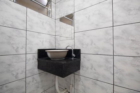 Casa para alugar com 39m², 1 quarto e sem vagaBanheiro Social