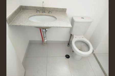 Banheiro de kitnet/studio à venda com 1 quarto, 28m² em Vila Matilde, São Paulo