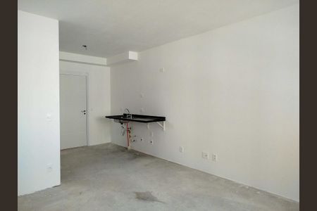 Studio à venda com 28m², 1 quarto e sem vagaStudio  - Sala/ Quarto com cozinha