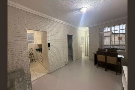 Sala de apartamento para alugar com 2 quartos, 50m² em Itatiaia, Belo Horizonte