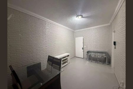 Sala de apartamento para alugar com 2 quartos, 50m² em Itatiaia, Belo Horizonte