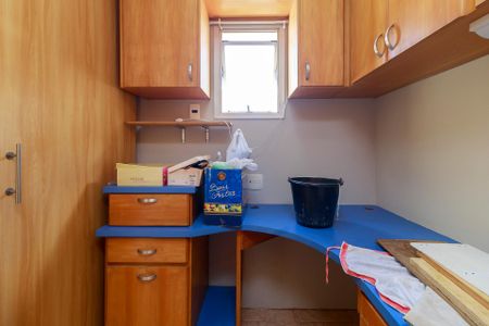 Apartamento à venda com 78m², 3 quartos e 2 vagas Apartamento à venda com 78m², 3 quartos e 2 vagasÁrea de Serviço - Dispensa