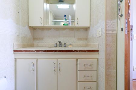 Apartamento à venda com 78m², 3 quartos e 2 vagas Apartamento à venda com 78m², 3 quartos e 2 vagasSuíte - Banheiro