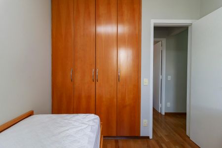 Apartamento à venda com 78m², 3 quartos e 2 vagas Apartamento à venda com 78m², 3 quartos e 2 vagasQuarto 2