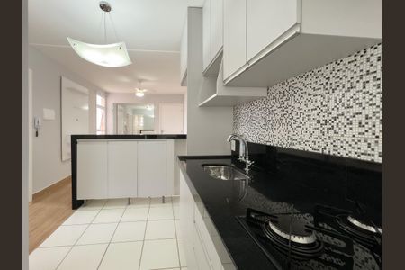 Apartamento para alugar com 44m², 2 quartos e 1 vaga Apartamento para alugar com 44m², 2 quartos e 1 vagaCozinha