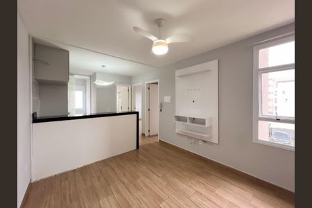 Sala de apartamento para alugar com 2 quartos, 44m² em Parque das Colinas, Valinhos