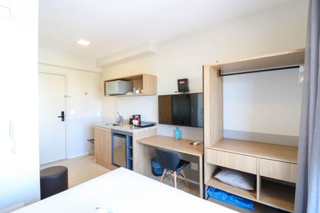 Studio de kitnet/studio para alugar com 1 quarto, 22m² em Jardim das Acácias, São Paulo