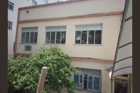 Apartamento para alugar com 73m², 2 quartos e sem vaga Apartamento para alugar com 73m², 2 quartos e sem vagaFachada