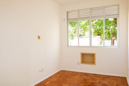 Apartamento para alugar com 73m², 2 quartos e sem vaga Apartamento para alugar com 73m², 2 quartos e sem vagaQuarto Suíte
