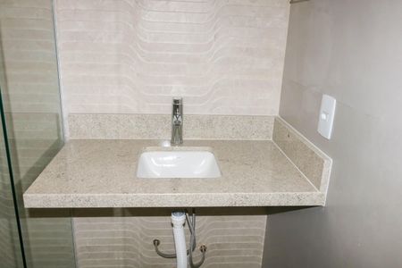 Apartamento para alugar com 73m², 2 quartos e sem vaga Apartamento para alugar com 73m², 2 quartos e sem vagaBanheiro do Quarto Suíte