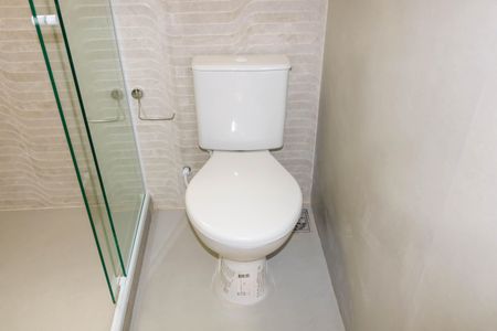 Apartamento para alugar com 73m², 2 quartos e sem vaga Apartamento para alugar com 73m², 2 quartos e sem vagaBanheiro Social