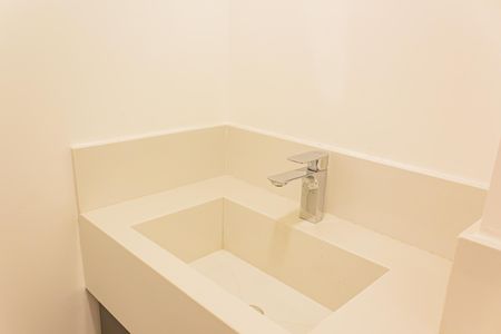 Apartamento para alugar com 76m², 2 quartos e 1 vagaLavabo