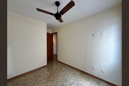 Apartamento à venda com 141m², 4 quartos e 3 vagas Apartamento à venda com 141m², 4 quartos e 3 vagasQuarto 1