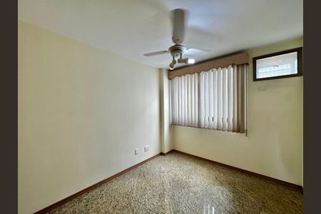 Apartamento à venda com 141m², 4 quartos e 3 vagas Apartamento à venda com 141m², 4 quartos e 3 vagasQuarto 2