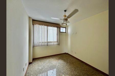 Apartamento à venda com 141m², 4 quartos e 3 vagas Apartamento à venda com 141m², 4 quartos e 3 vagasQuarto 2