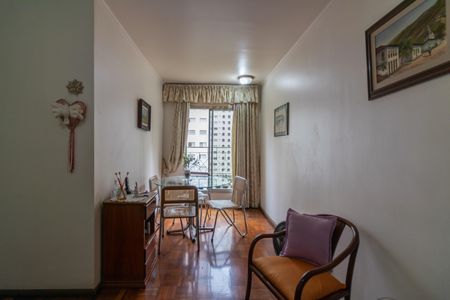 Sala de apartamento para alugar com 2 quartos, 50m² em Indianópolis, São Paulo