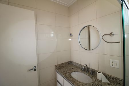 Apartamento à venda com 93m², 3 quartos e 2 vagasBanheiro 2