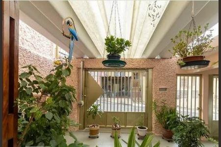 Casa à venda com 200m², 5 quartos e 2 vagas