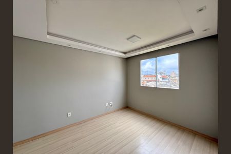 Sala de apartamento à venda com 2 quartos, 38m² em Jardim São Luís, São Paulo