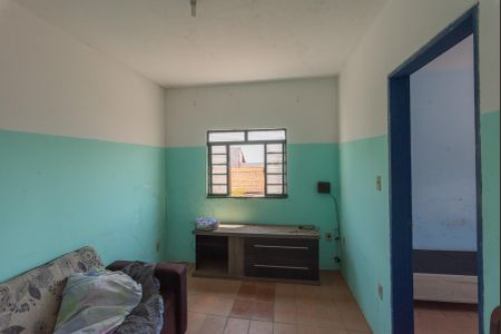 Casa à venda com 300m², 2 quartos e sem vagaSala
