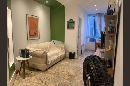 Apartamento à venda com 44m², 1 quarto e sem vaga