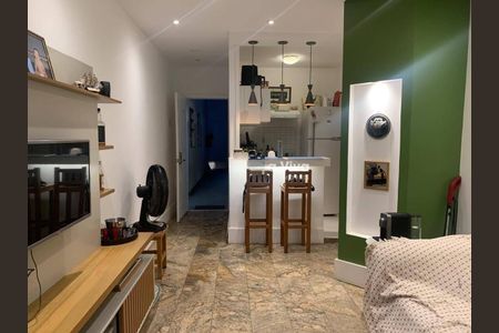 Apartamento à venda com 44m², 1 quarto e sem vaga