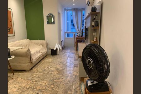 Apartamento à venda com 44m², 1 quarto e sem vaga