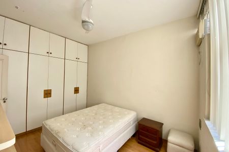 Apartamento à venda com 115m², 2 quartos e 1 vagaSuite 2