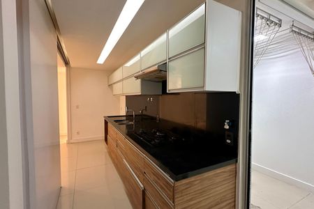Apartamento à venda com 2 quartos, 117m² em Copacabana, Rio de Janeiro